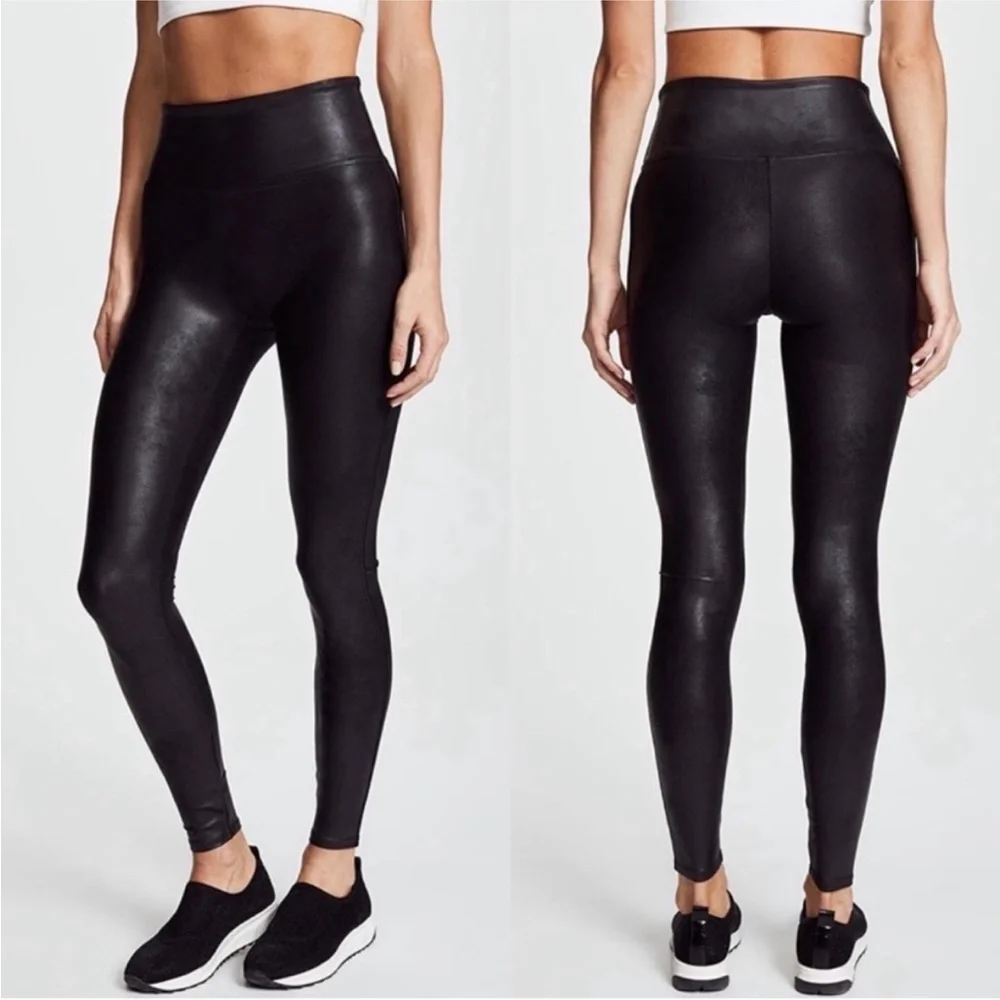 Spanx Faux Leather Leggings in Black M Petite - Picture 2 of 8